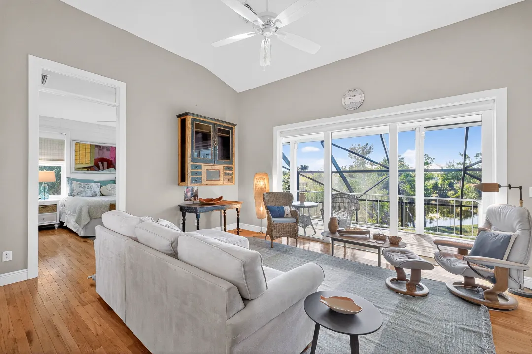 4-Living Room 2